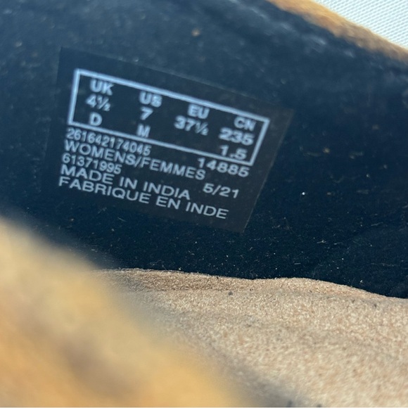 Clarks Trish Bell Loafers Leopard Print Suede Stud Accent Slip-On Shoes Size 7 - Picture 14 of 15